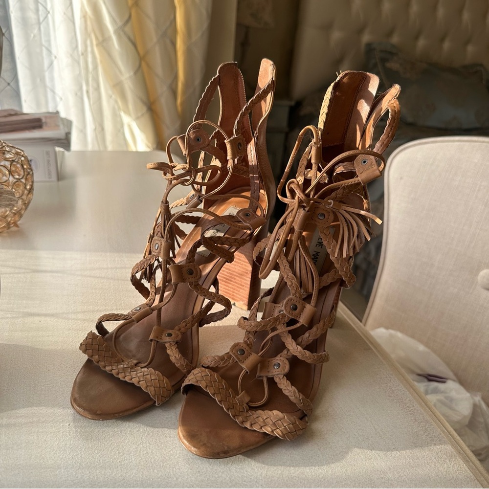 STEVE MADDEN LEATHER BROWN SANDAL HEELS